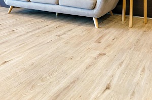 кварц-виниловая плитка Дуб Ваниль ламинат